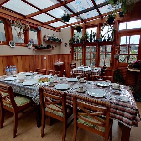 Hotel Carnation Rest Nuwara Eliya Esterno foto