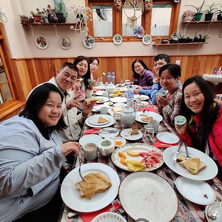 Hotel Carnation Rest Nuwara Eliya Esterno foto